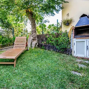 Martina Bungalow With Garden, Bbq, And Pools Сasa de vacaciones