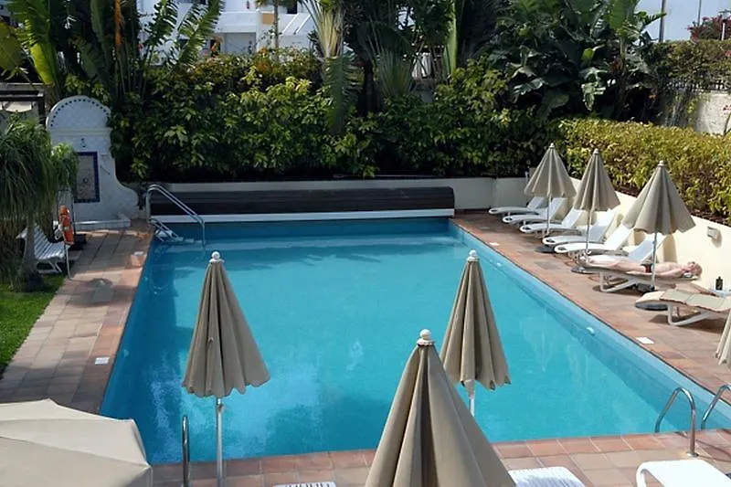 Hotel Nogalera San Bartolomé